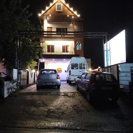 Himadri Munnar Holidays Exterior photo