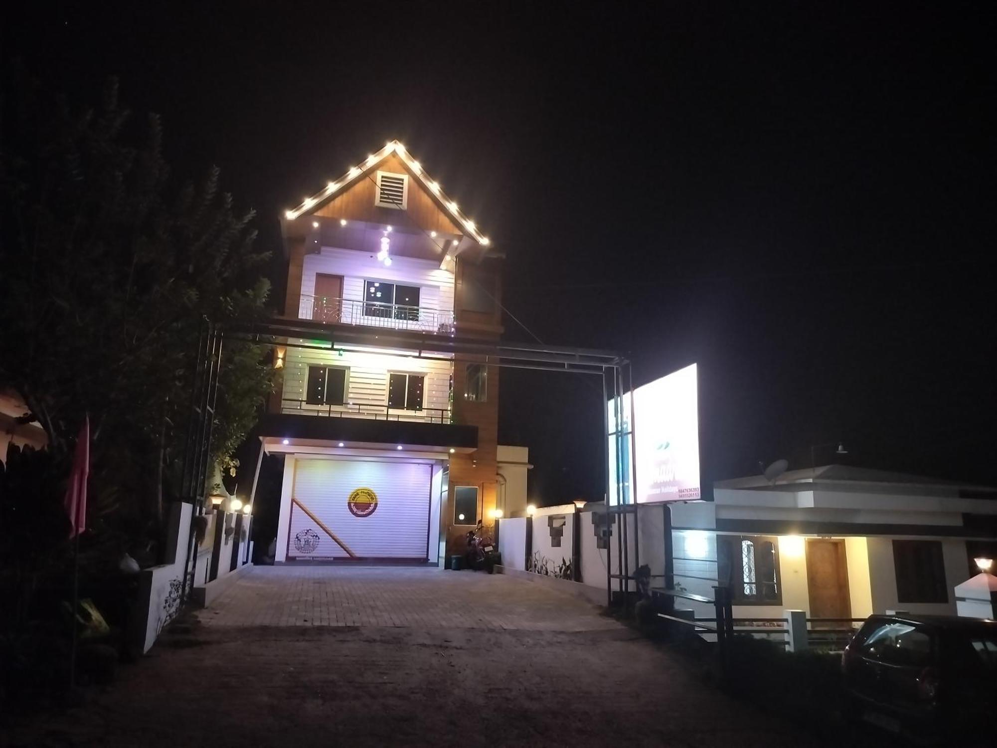 Himadri Munnar Holidays Exterior photo