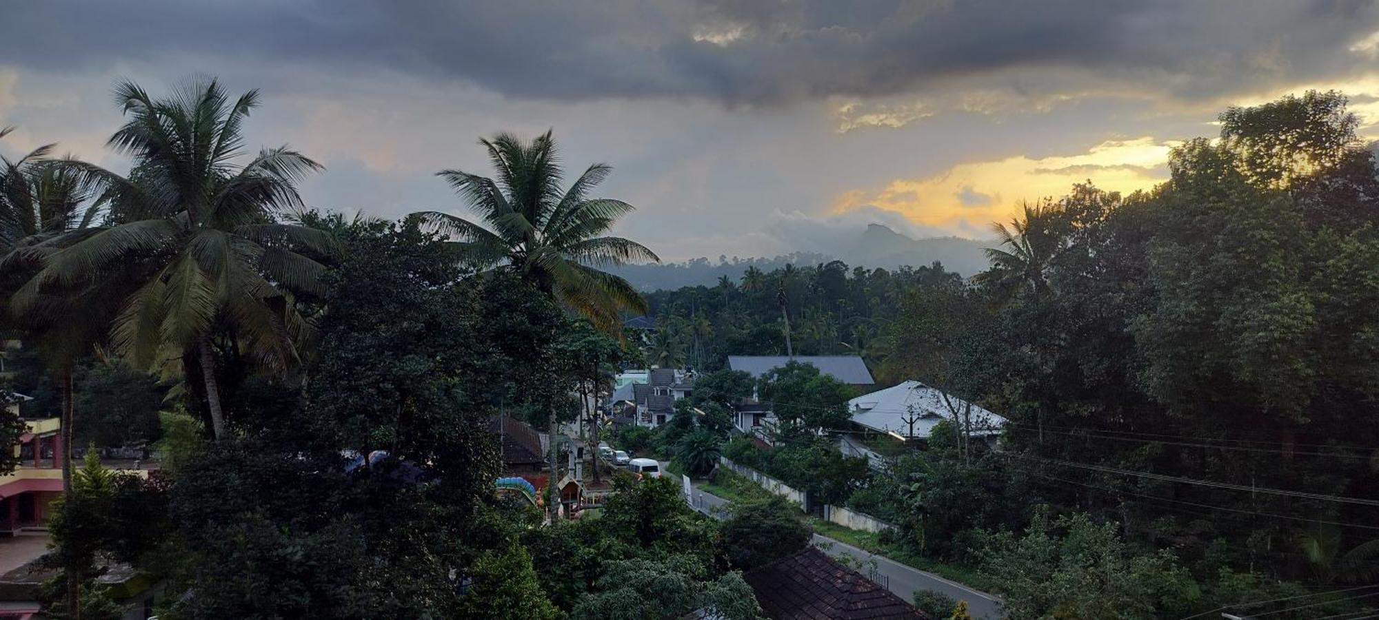 Himadri Munnar Holidays Exterior photo