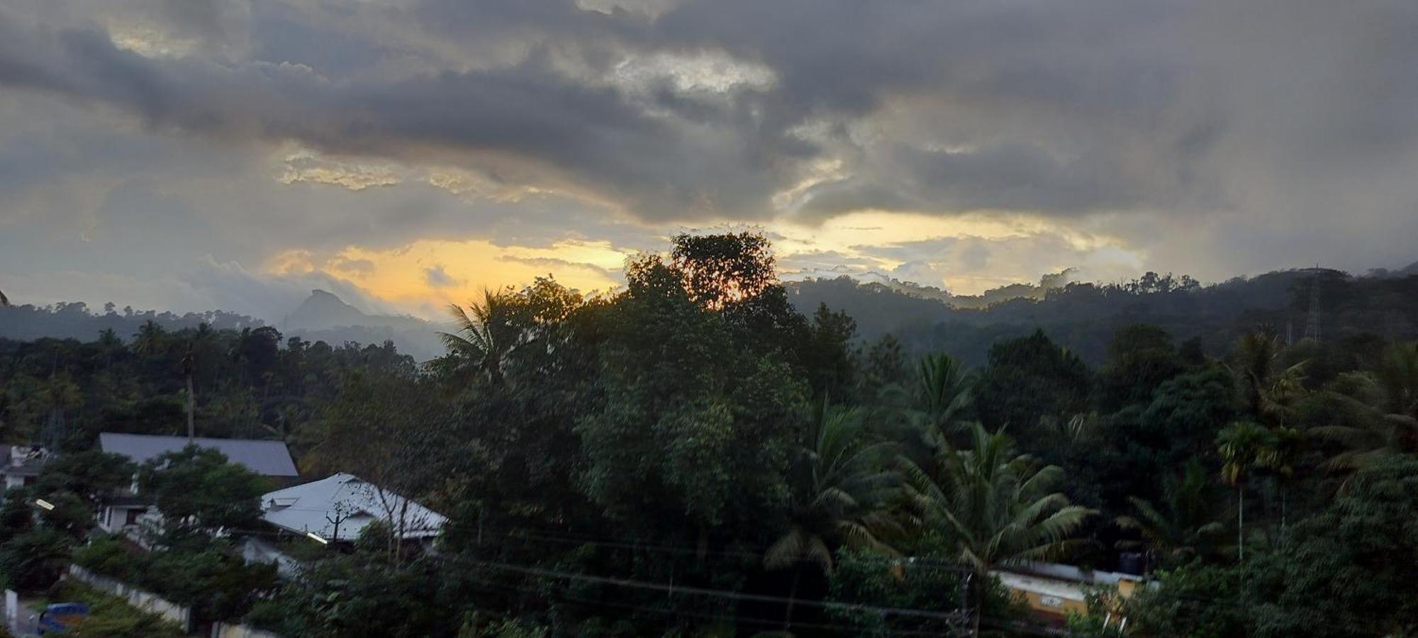 Himadri Munnar Holidays Exterior photo