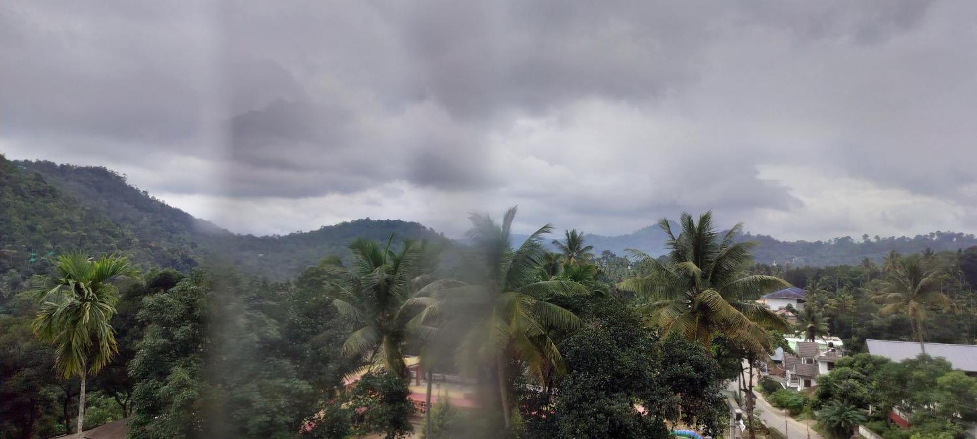 Himadri Munnar Holidays Exterior photo