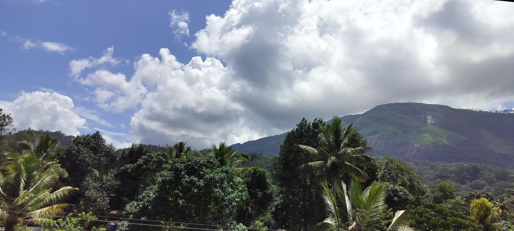 Himadri Munnar Holidays Exterior photo